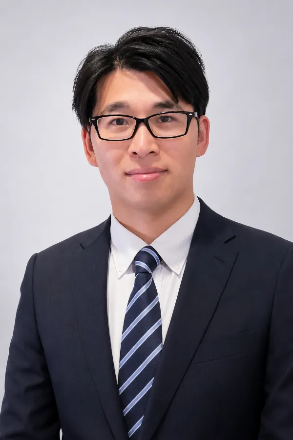 高柳 葵