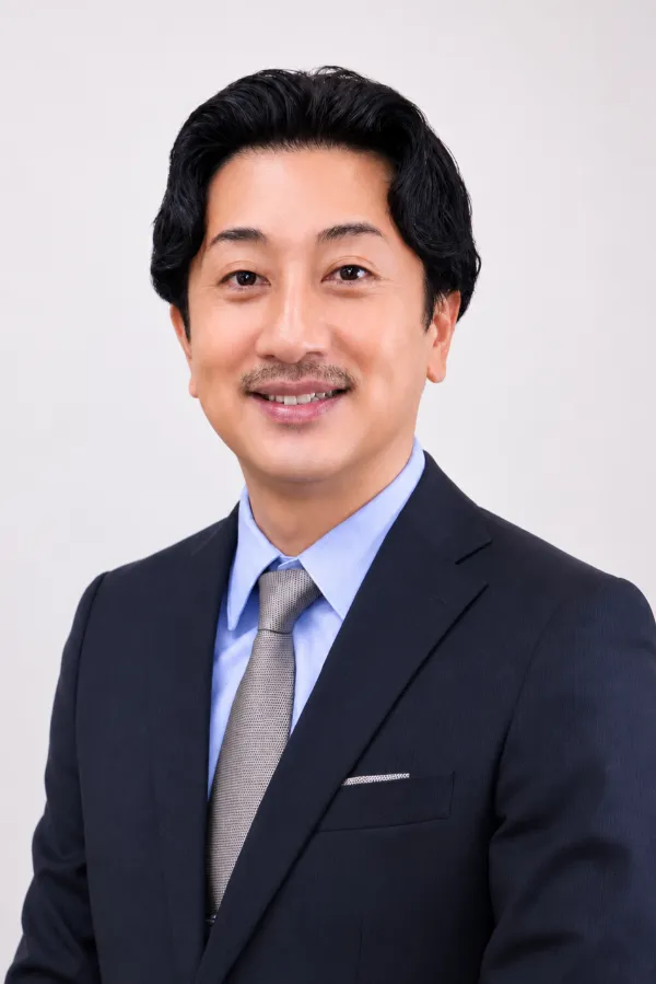 山岸 龍